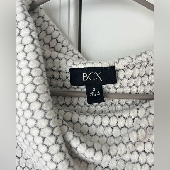 BCX Women’s white Cowlneck long sleeve Sweater SMALL Gray - Picture 3 of 4